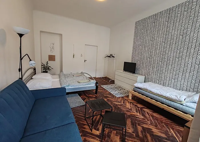 Appartement Hybesova2 *